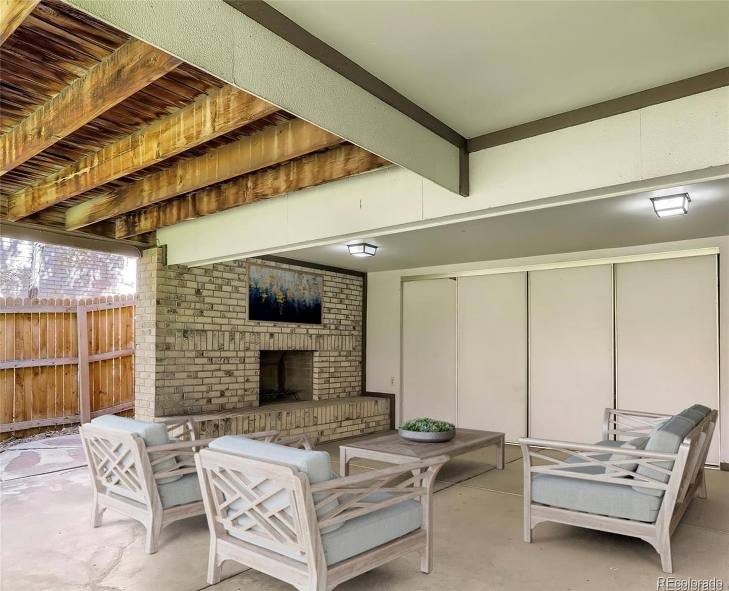 2923 S Reading Court Denver CO 80231
