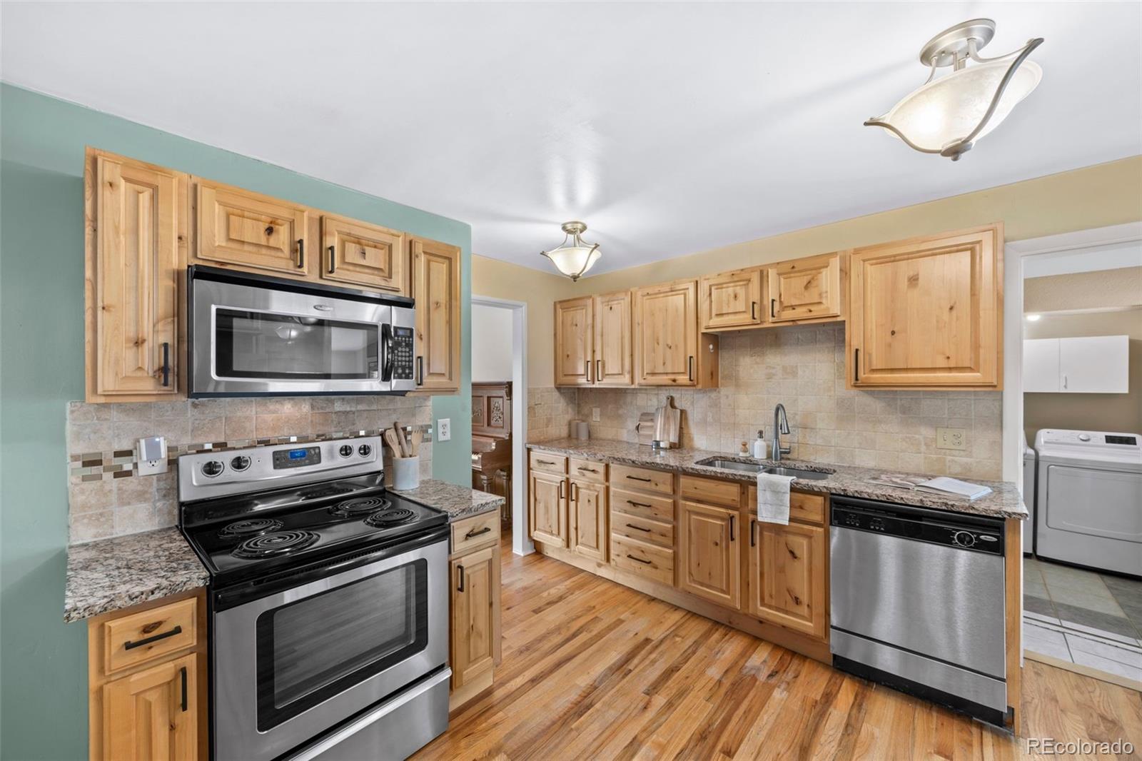 2631 S Newton Street Denver CO 80219
