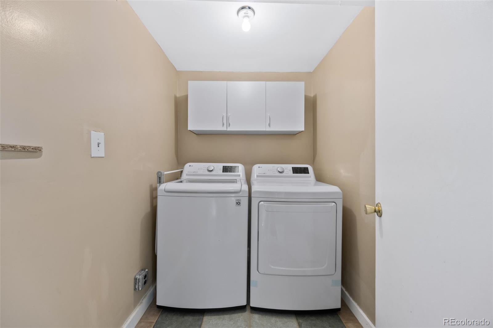 2631 S Newton Street Denver CO 80219