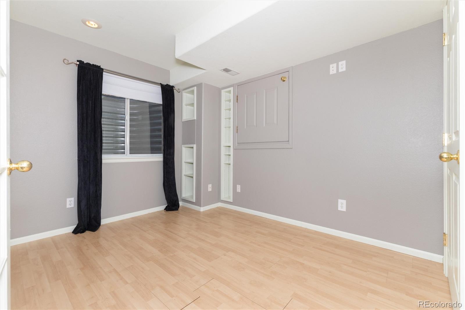 5386 S Gray Street Littleton CO 80123
