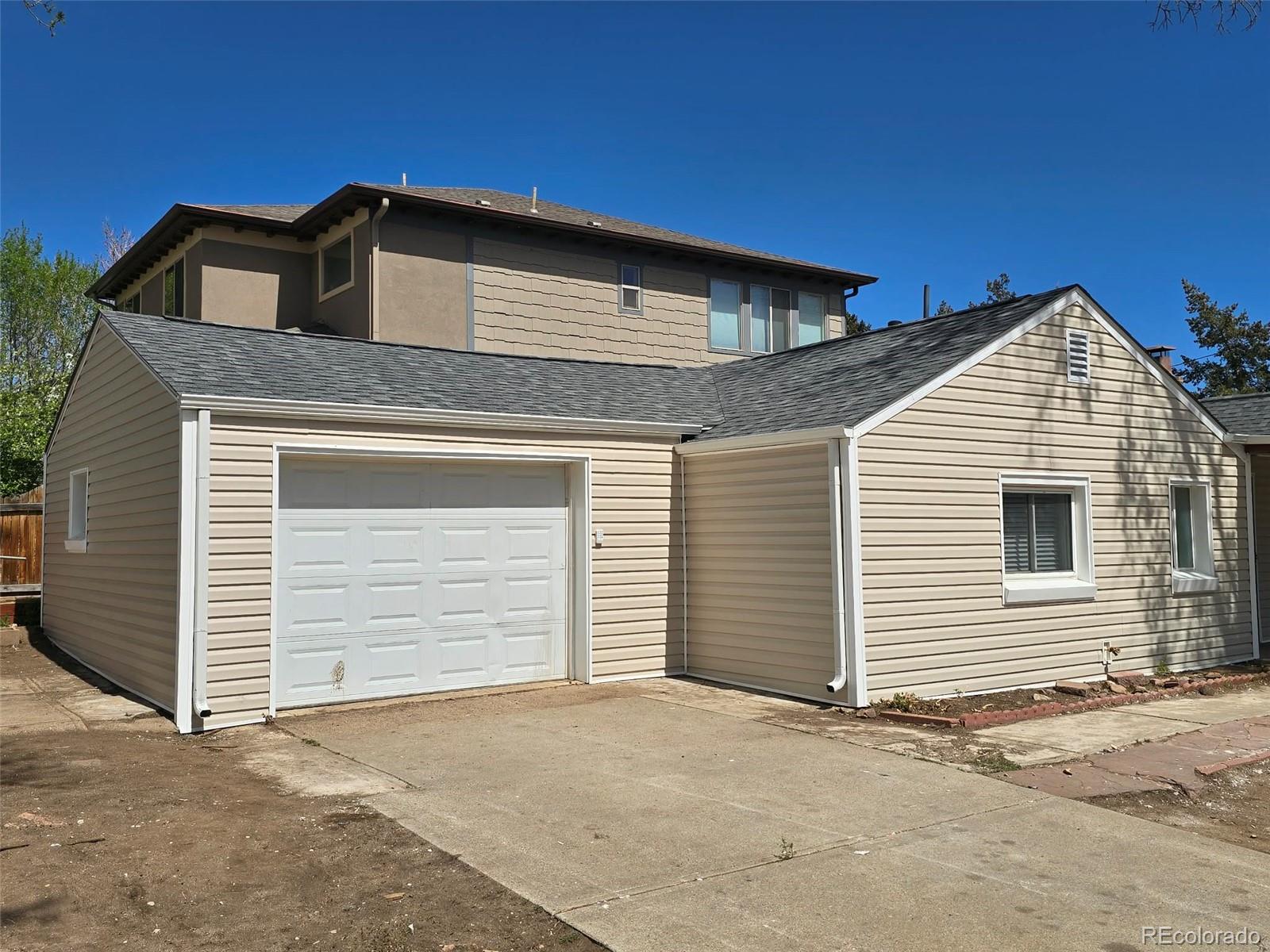 1092 S Newton Street Denver CO 80219