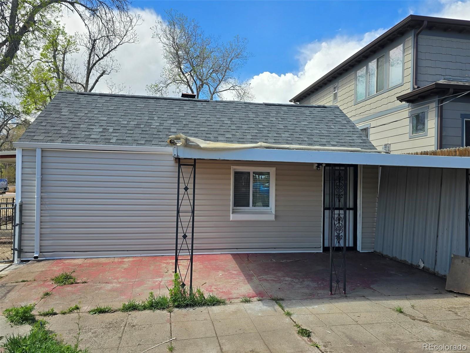 1092 S Newton Street Denver CO 80219