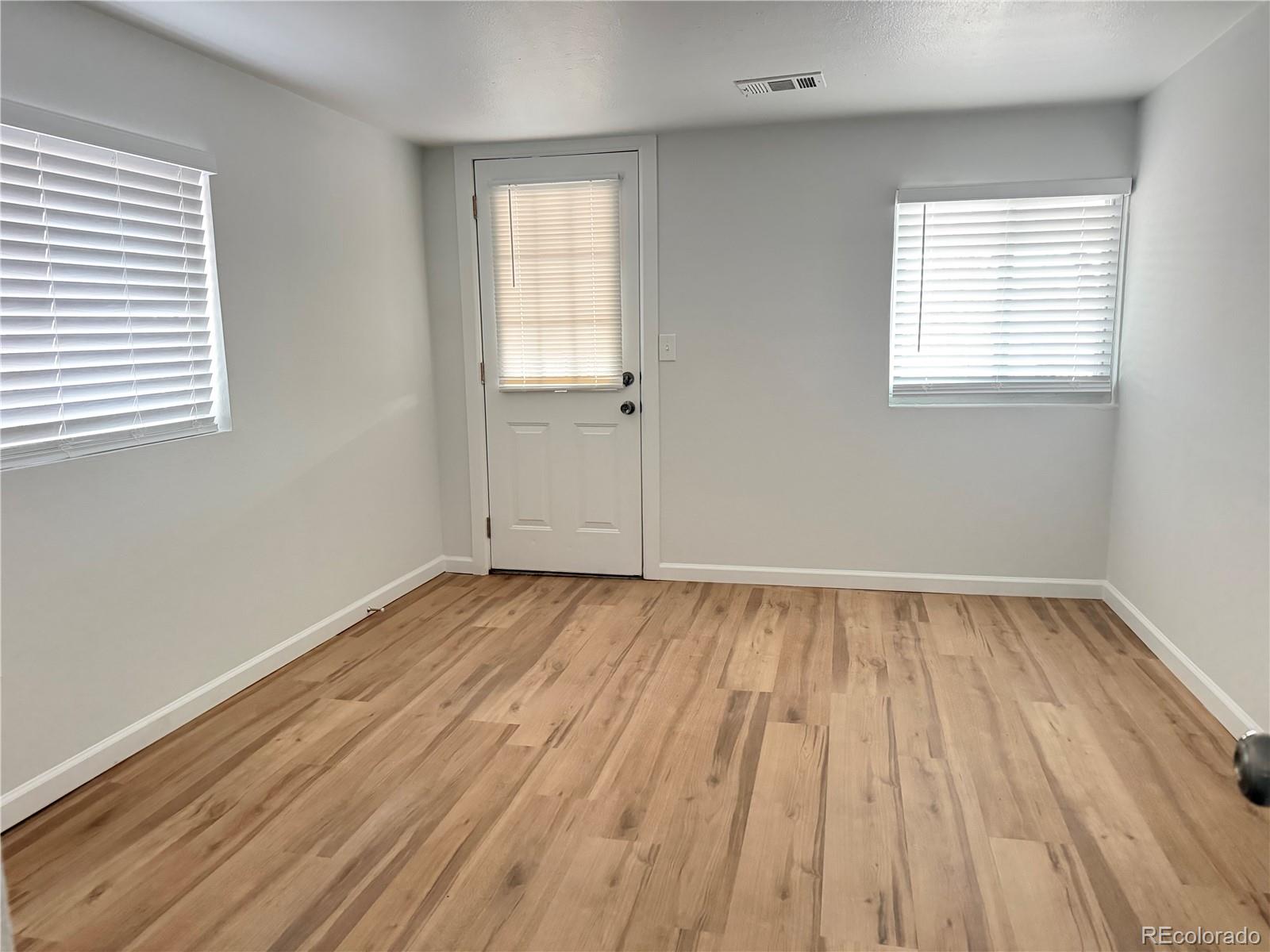 1092 S Newton Street Denver CO 80219
