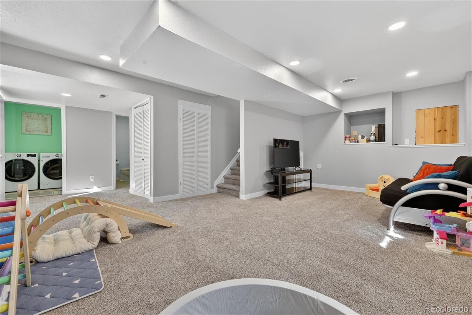 9619 Newcastle Drive Highlands Ranch CO 80130