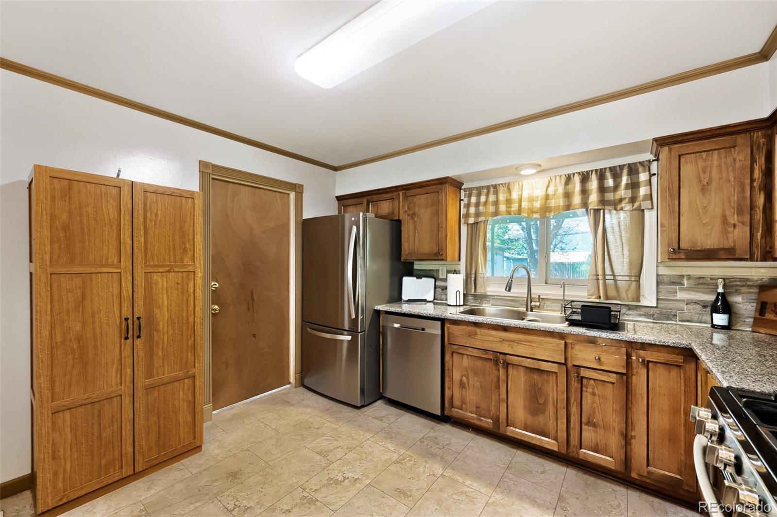 430 Hackberry Drive Colorado Springs CO 80911