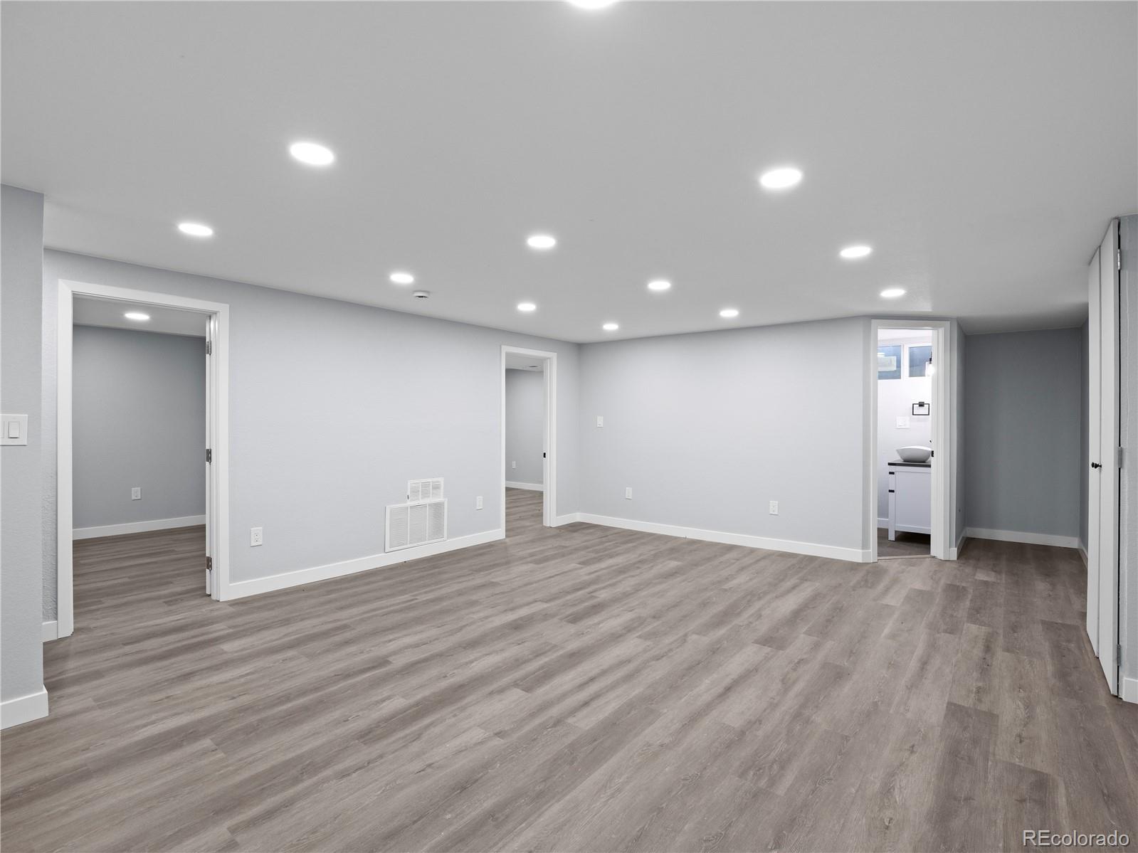 951 E 10th Avenue Broomfield CO 80020
