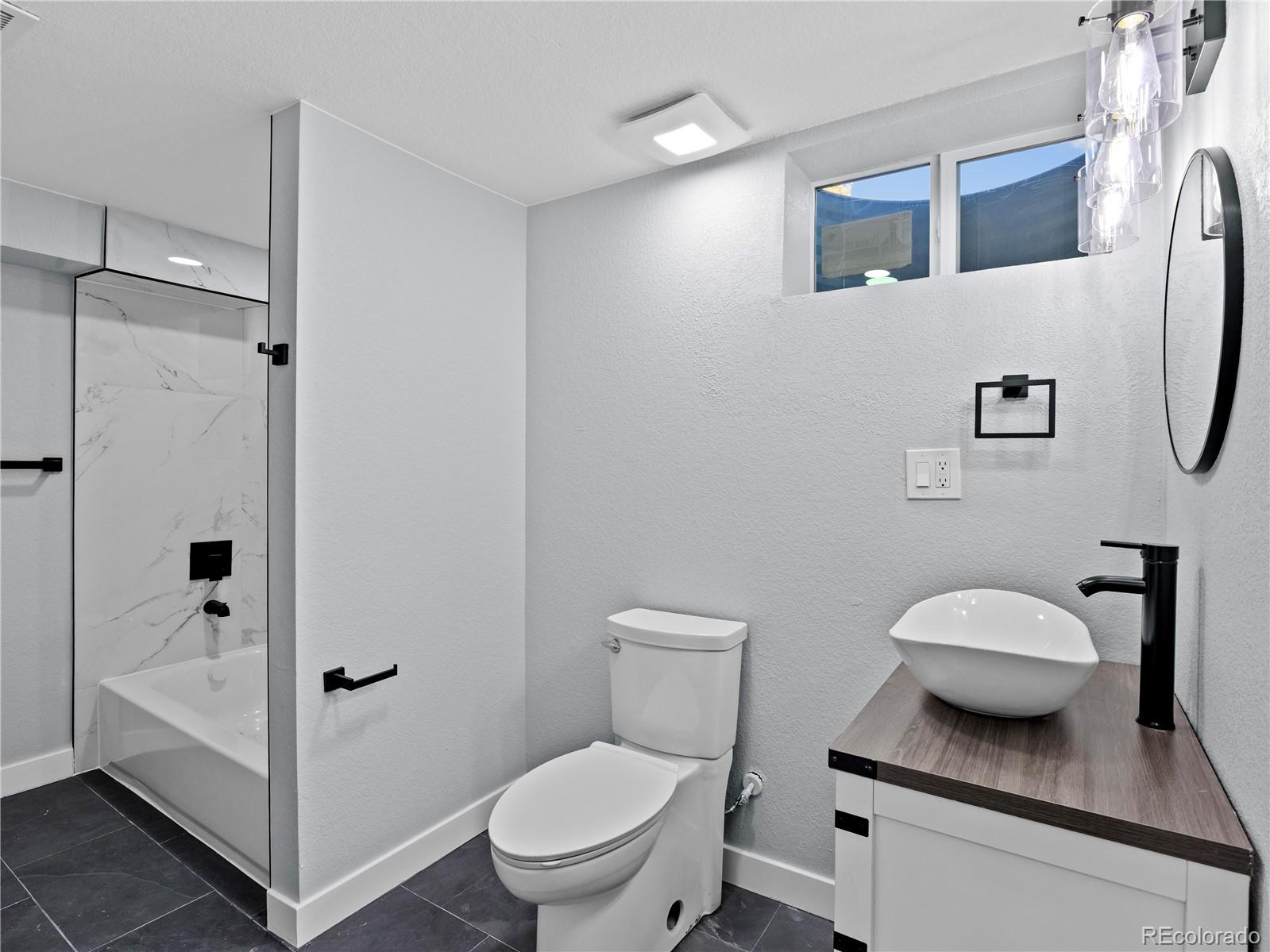 951 E 10th Avenue Broomfield CO 80020