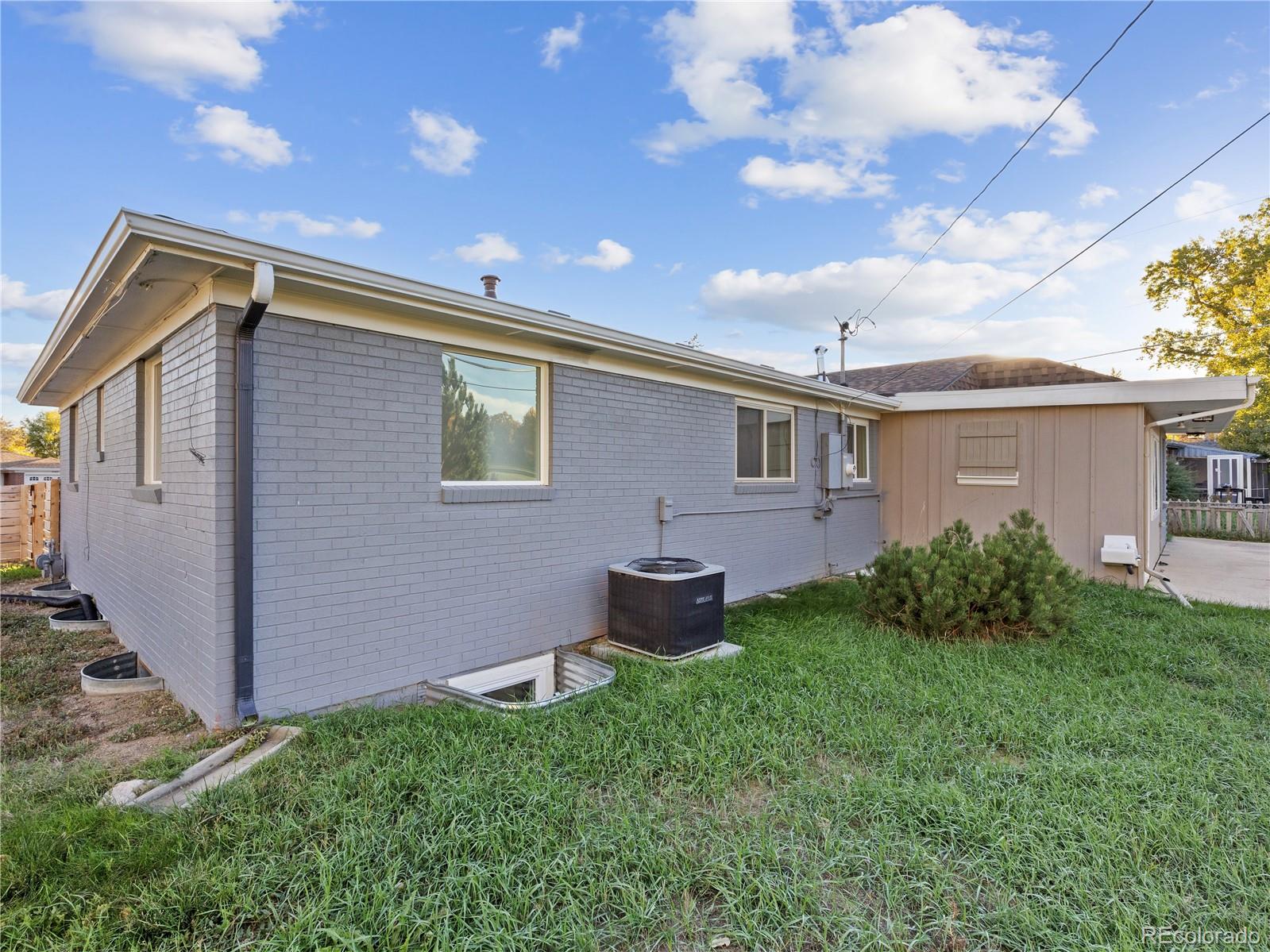 951 E 10th Avenue Broomfield CO 80020