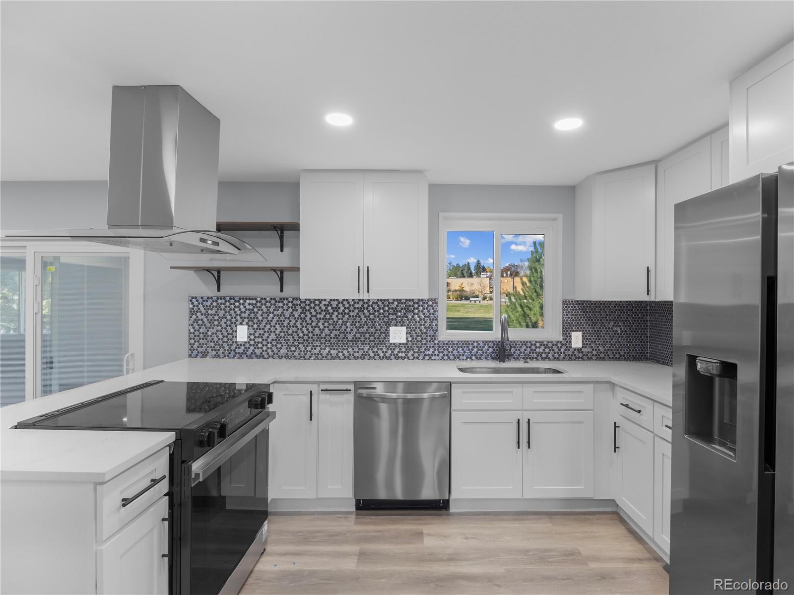 951 E 10th Avenue Broomfield CO 80020