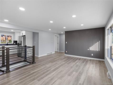 951 E 10th Avenue Broomfield CO 80020