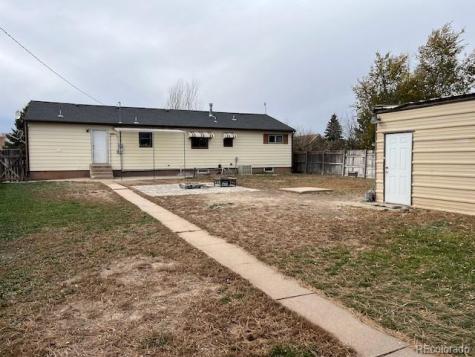 722 Birch Avenue Akron CO 80720