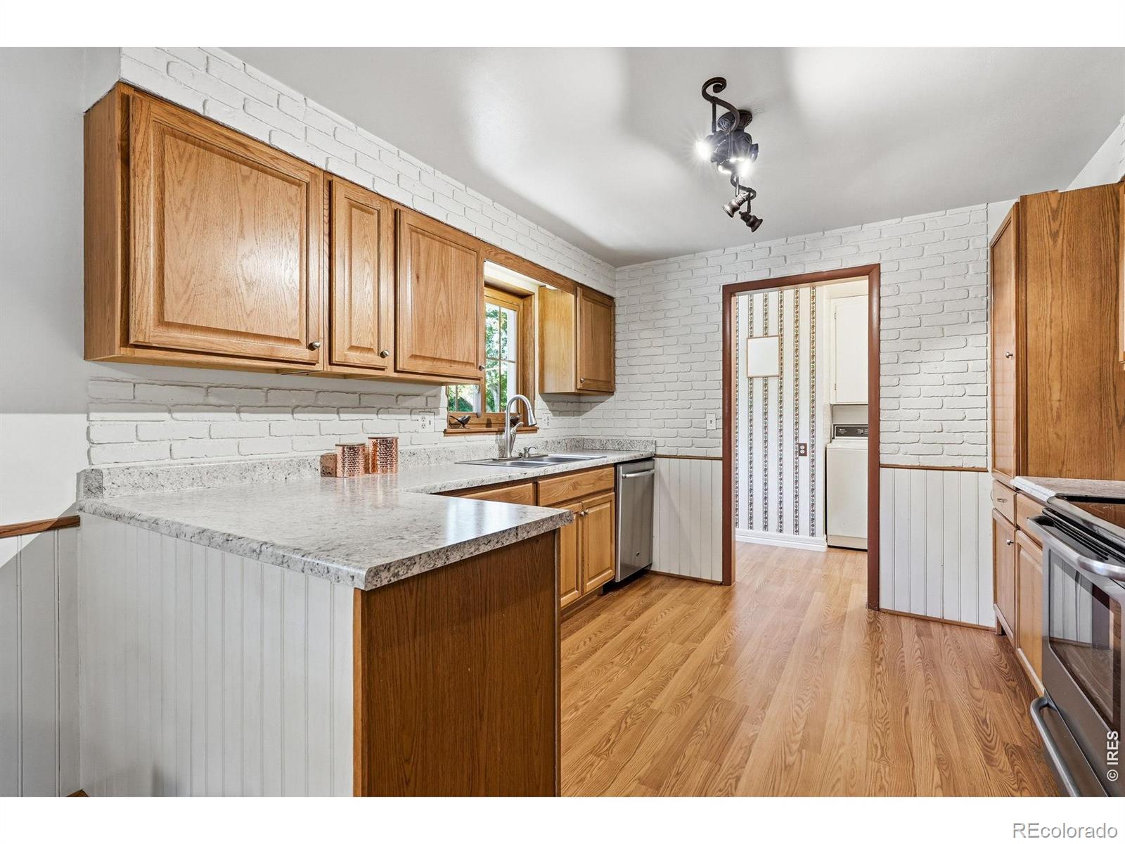1413 Sharpe Place Longmont CO 80501