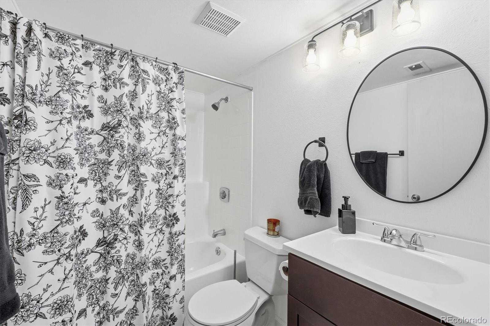 6054 S Taft Way Littleton CO 80127
