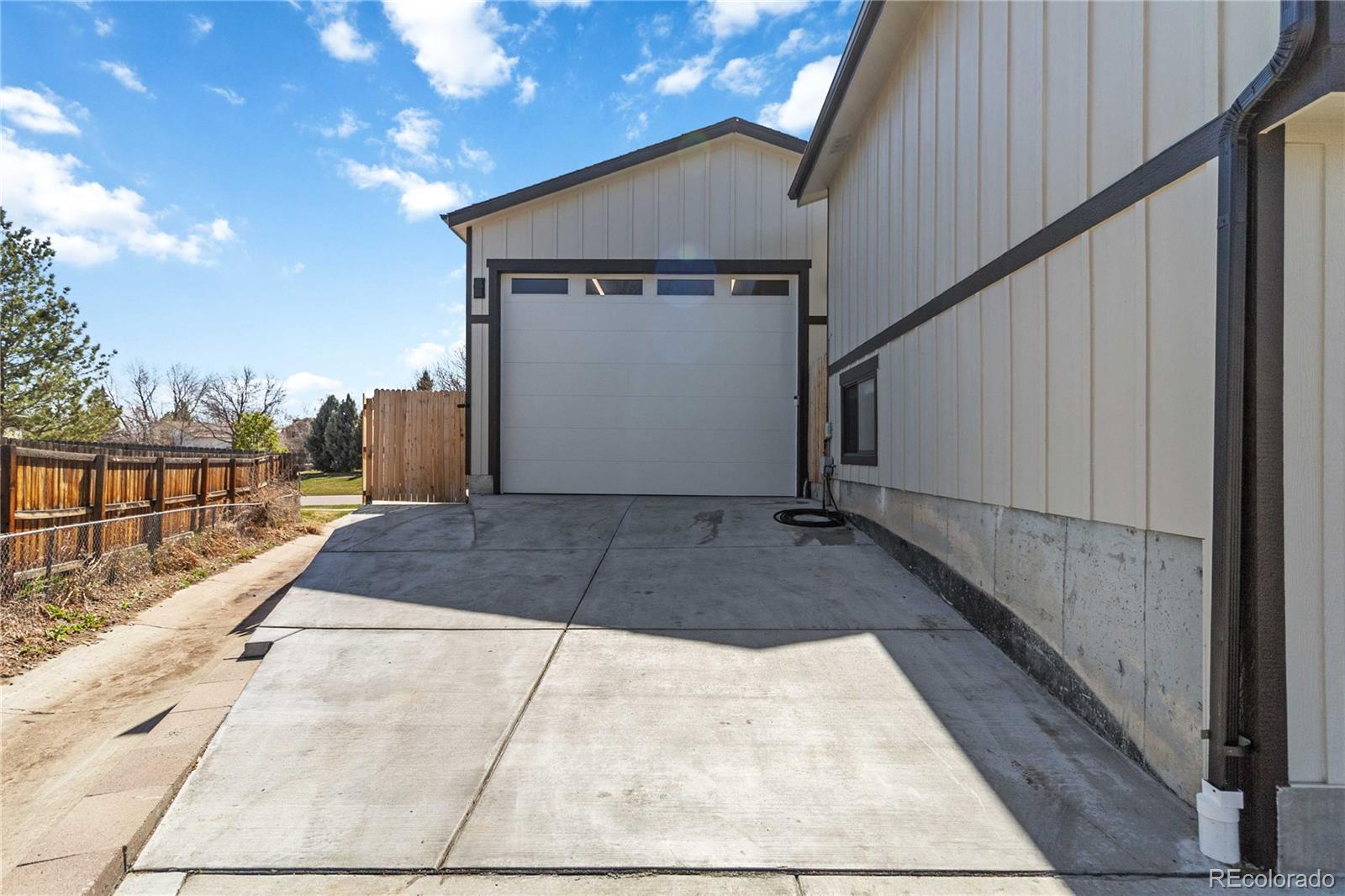 9724 W Polk Place Littleton CO 80123