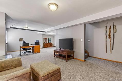 2911 N Princess Circle Broomfield CO 80020
