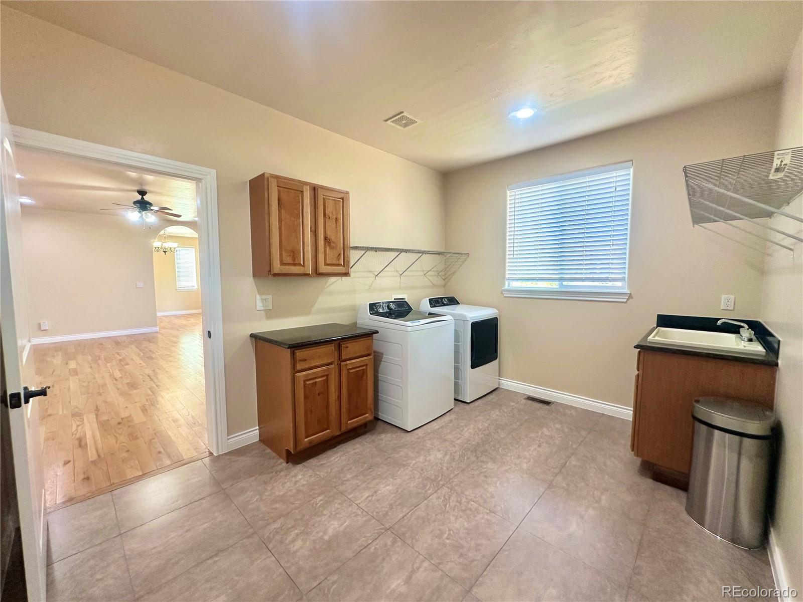 1271 S Ammons Street S Lakewood CO 80232