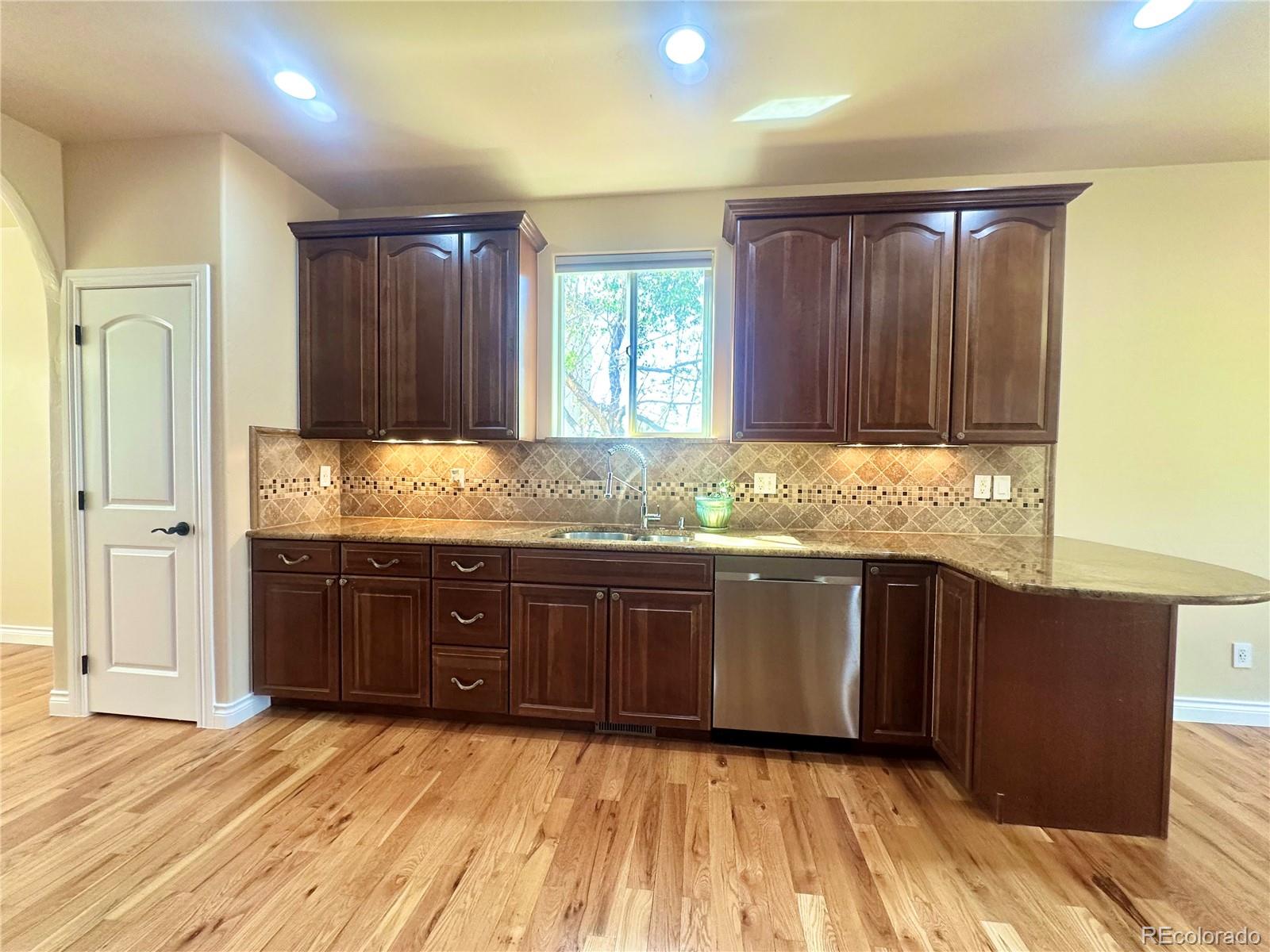 1271 S Ammons Street S Lakewood CO 80232