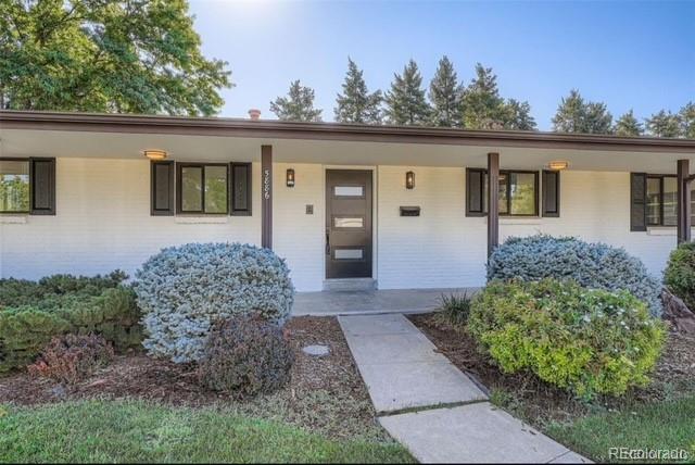 5886 S Logan Street Centennial CO 80121