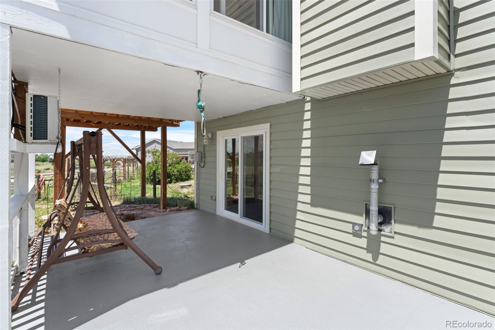 8191 Sun Country Drive Elizabeth CO 80107