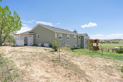 8191 Sun Country Drive Elizabeth CO 80107