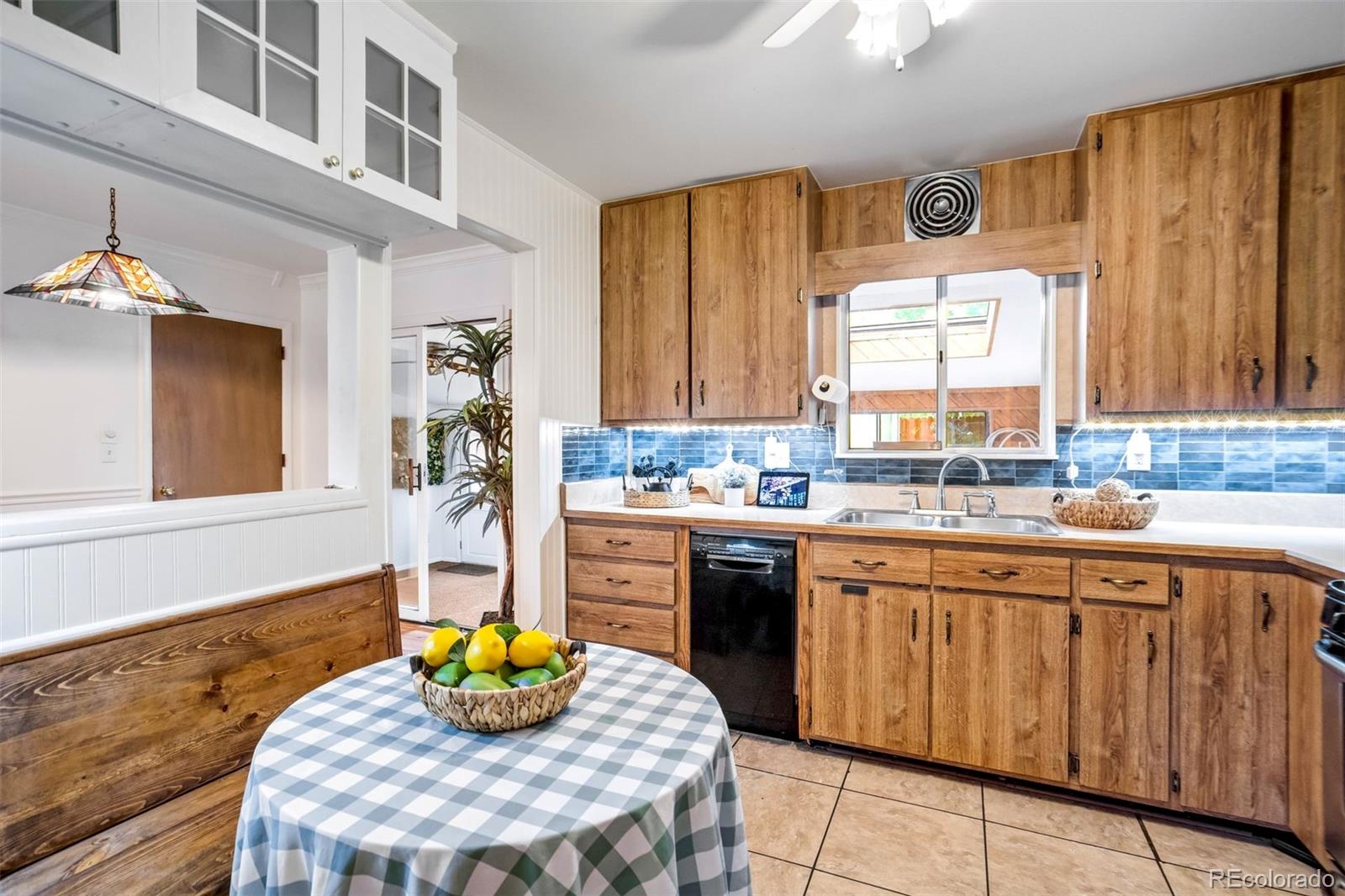 1610 Dixon Drive Colorado Springs CO 80909
