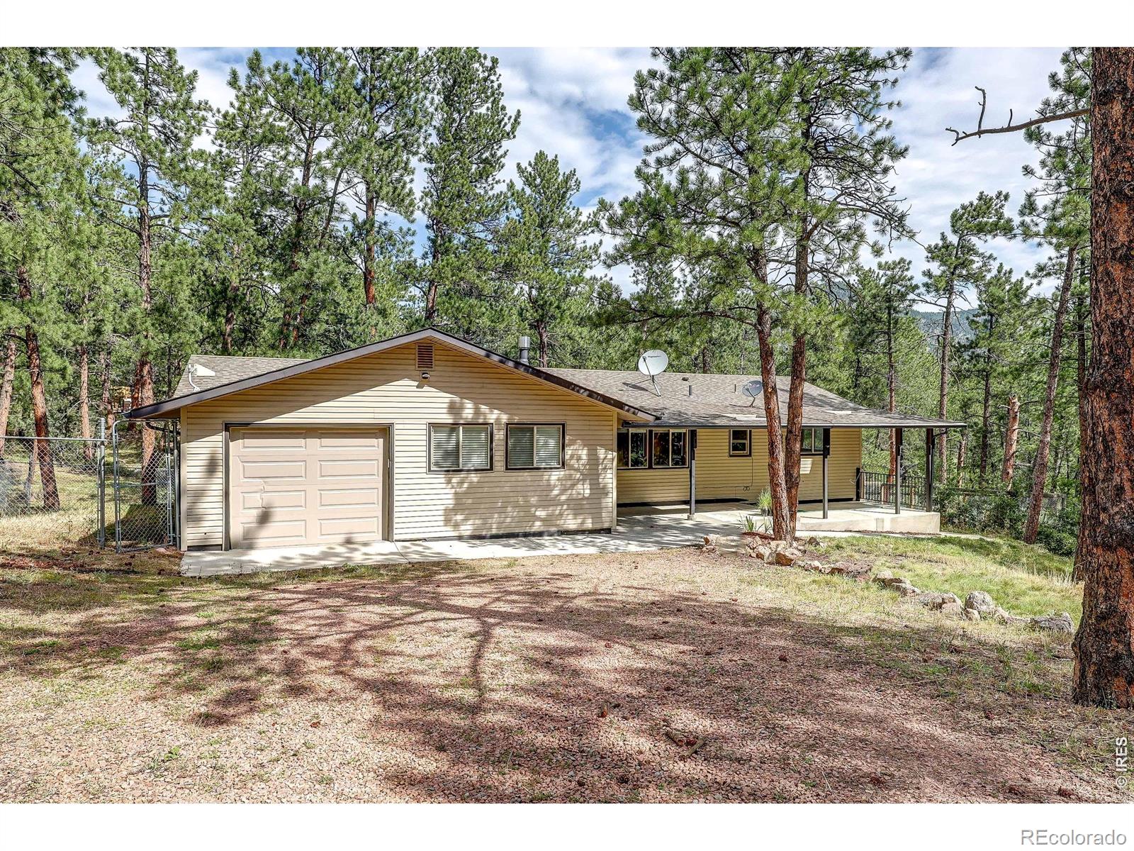 166 Cherokee Road Lyons CO 80540
