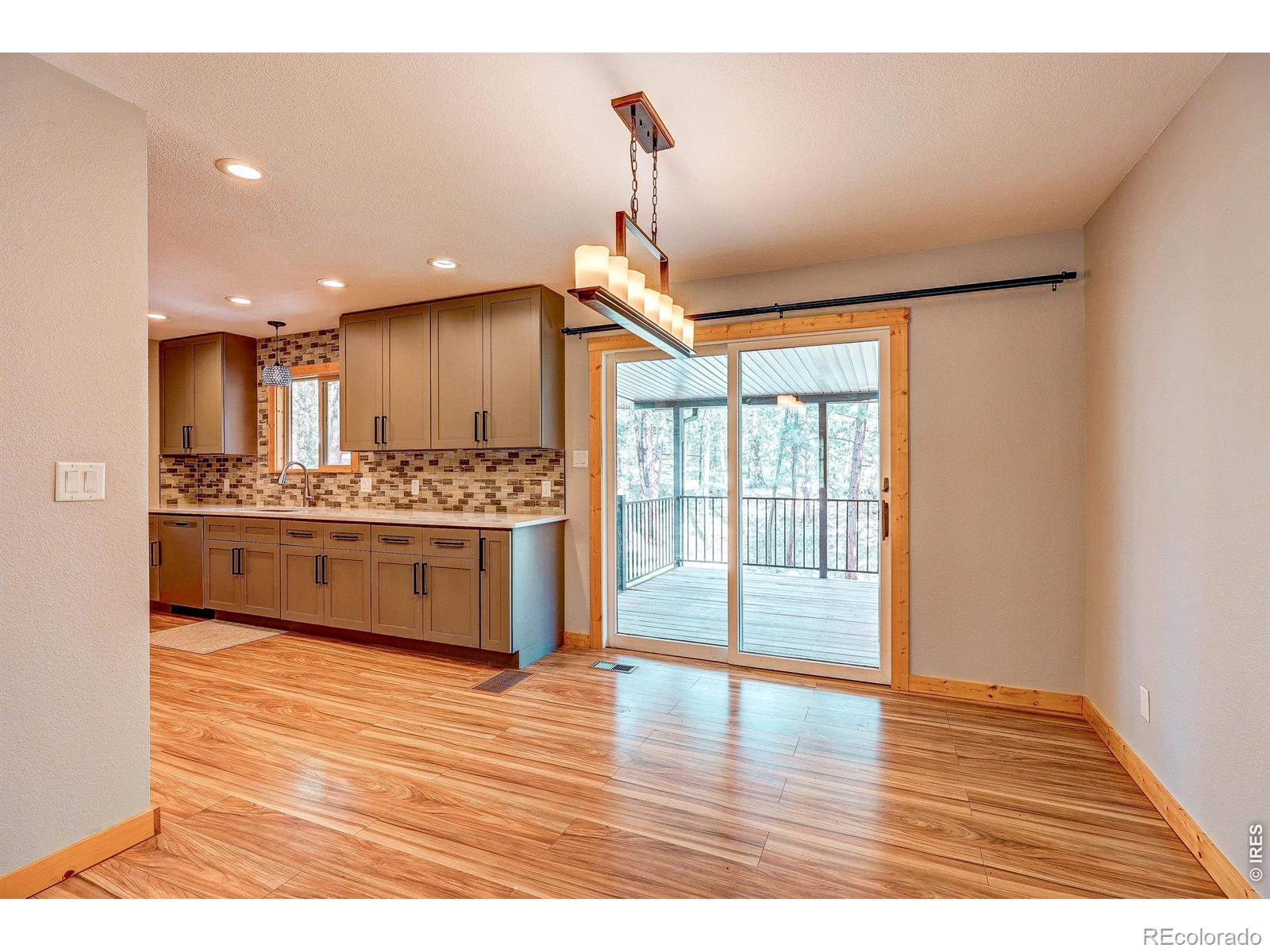 166 Cherokee Road Lyons CO 80540