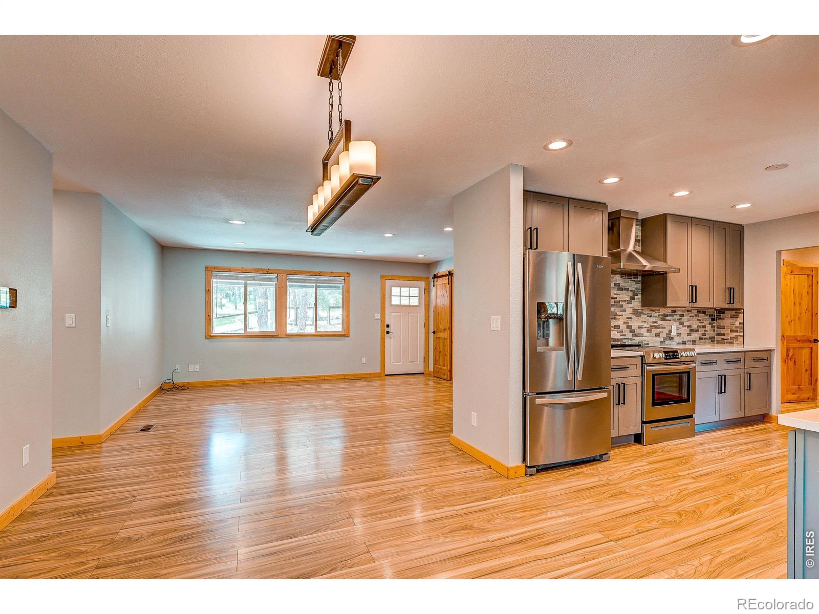 166 Cherokee Road Lyons CO 80540
