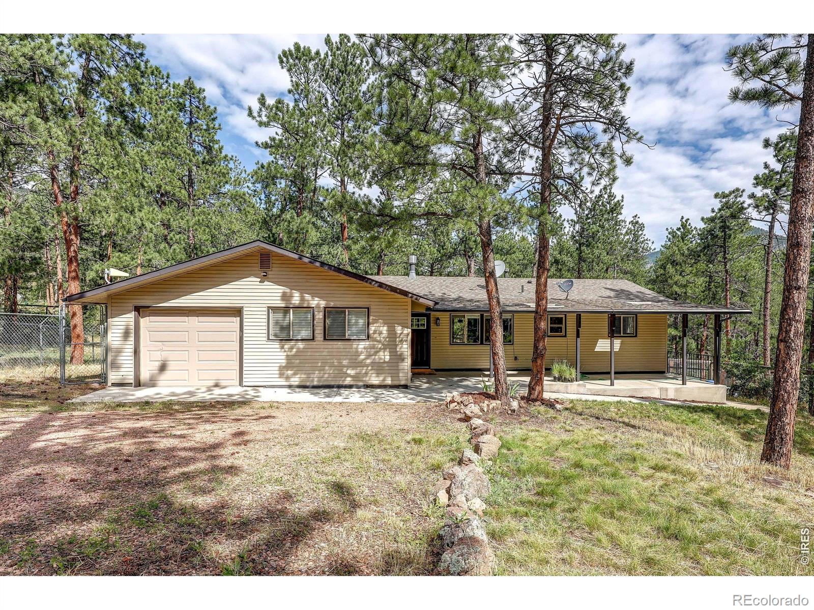 166 Cherokee Road Lyons CO 80540