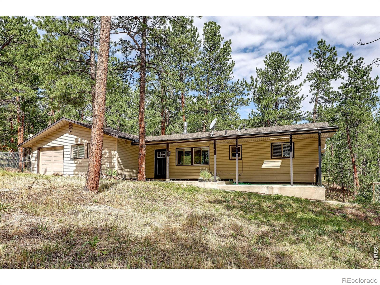 166 Cherokee Road Lyons CO 80540