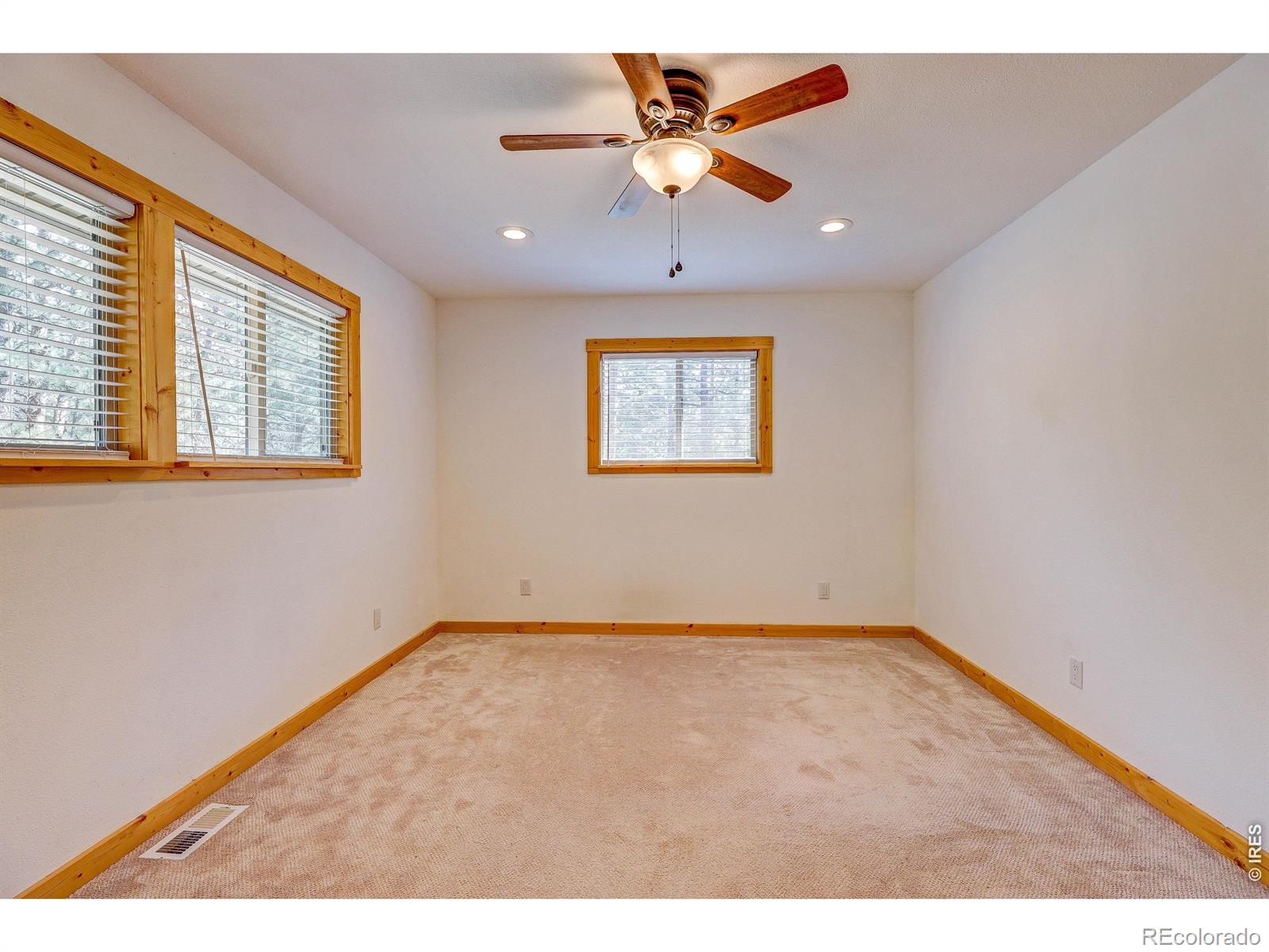 166 Cherokee Road Lyons CO 80540