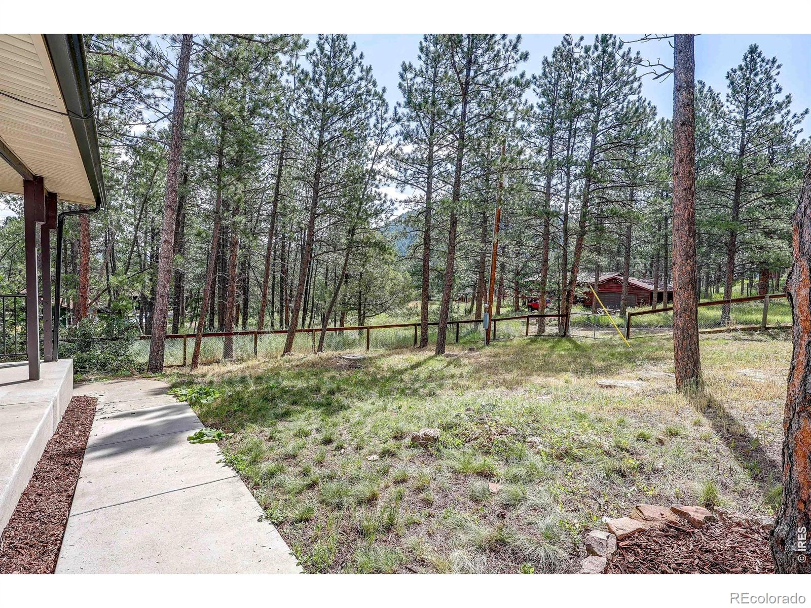 166 Cherokee Road Lyons CO 80540
