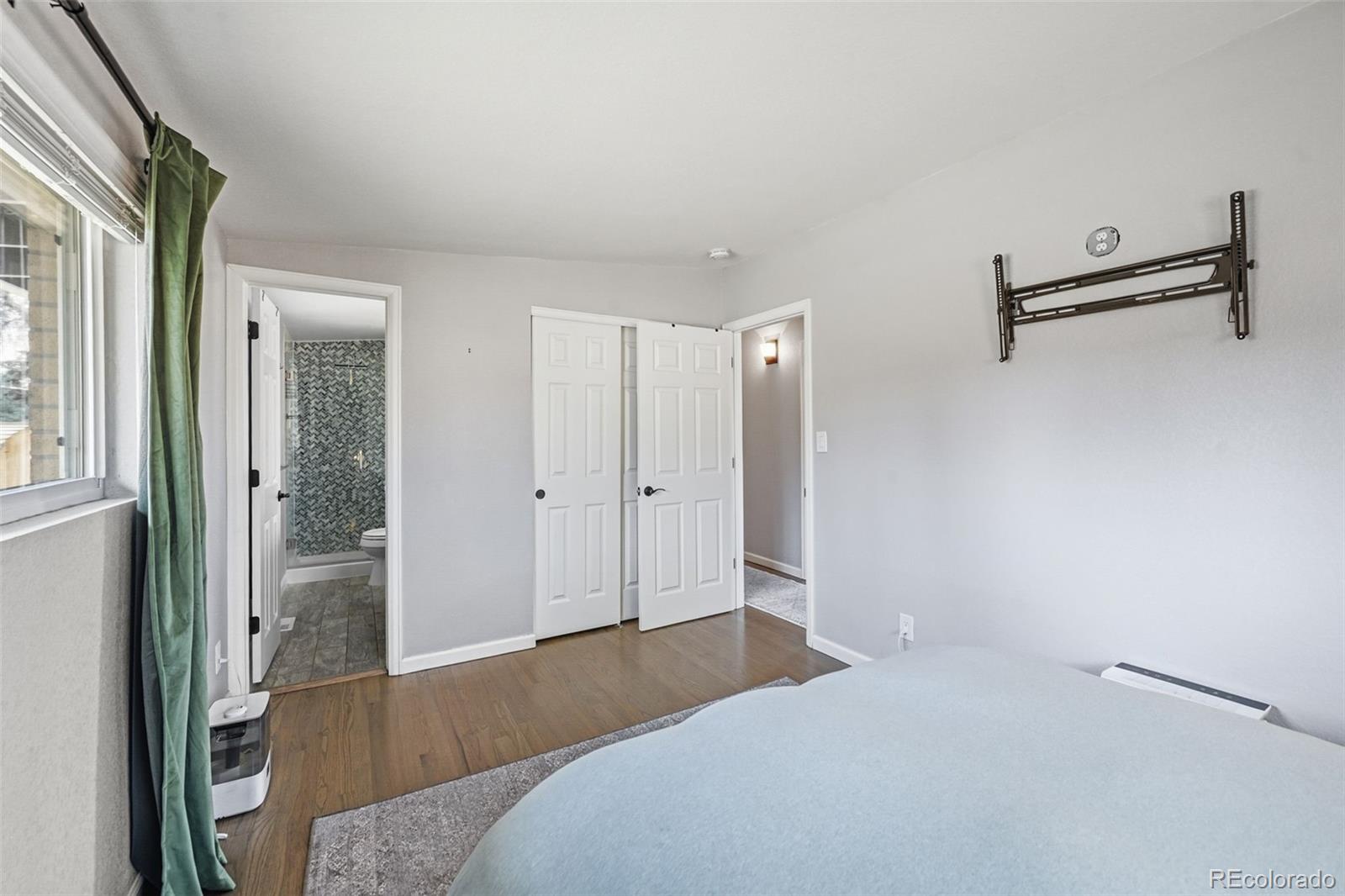323 E Briarwood Drive Centennial CO 80122