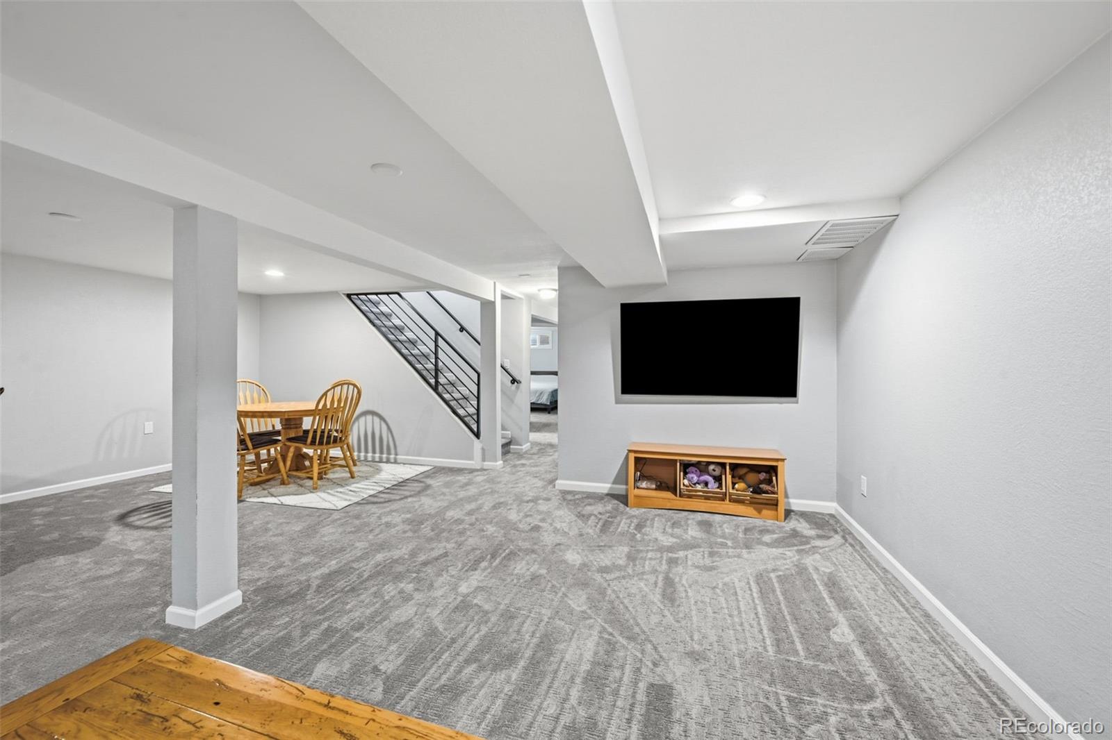 323 E Briarwood Drive Centennial CO 80122