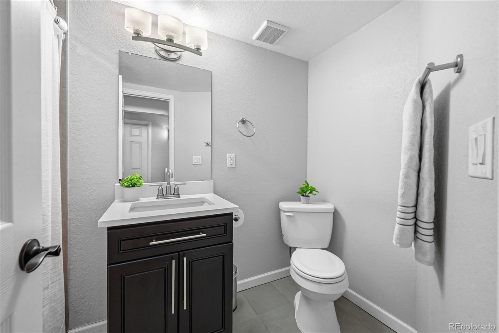 323 E Briarwood Drive Centennial CO 80122