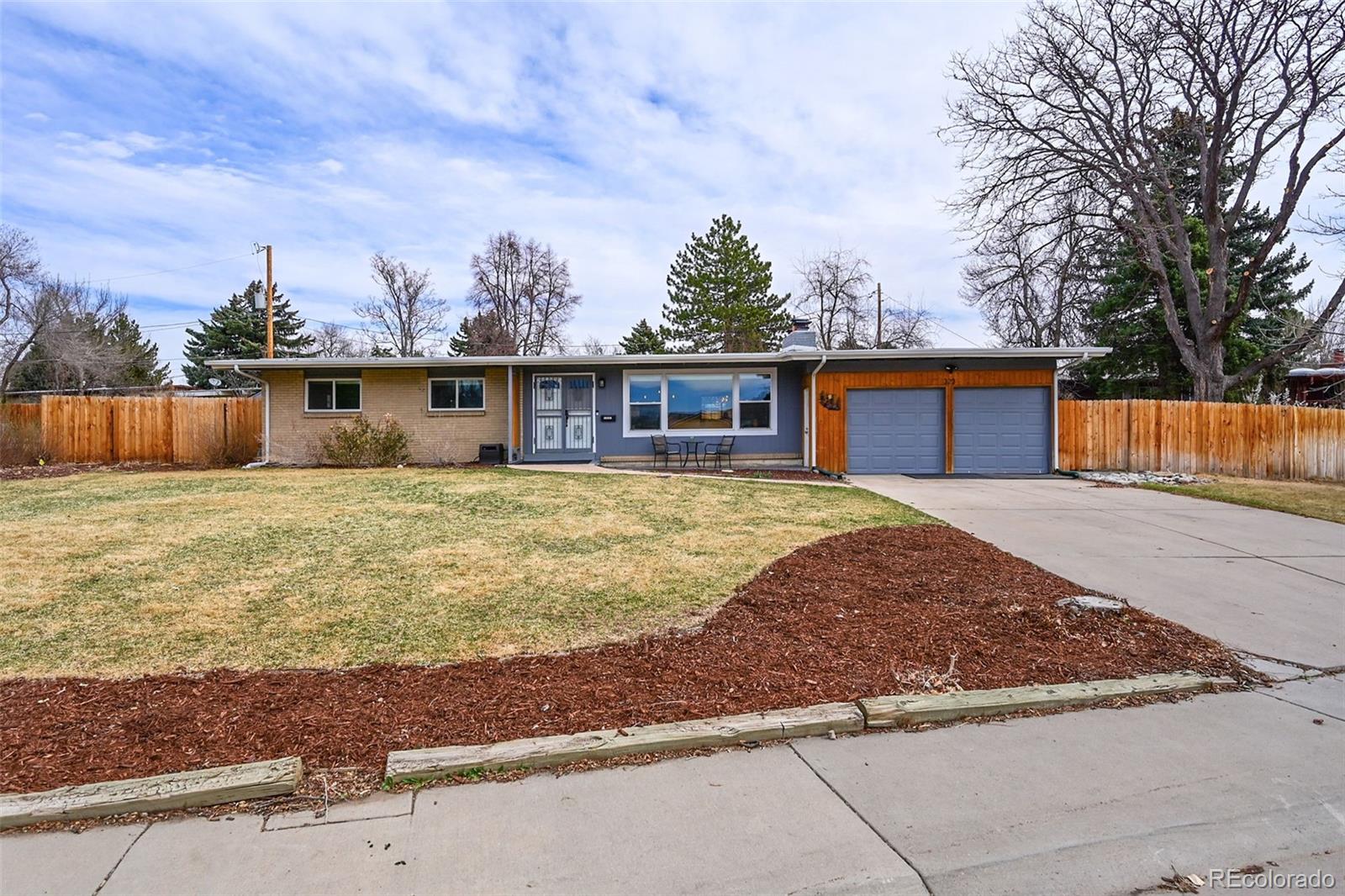 323 E Briarwood Drive Centennial CO 80122