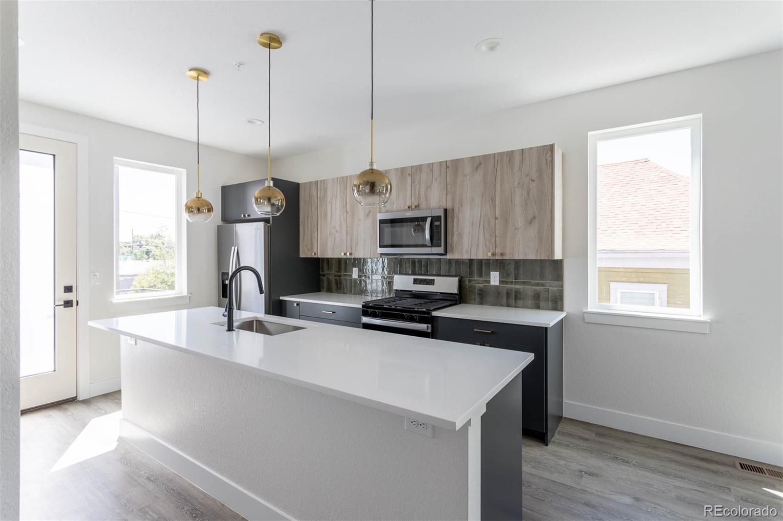 1592 N Ames Street Lakewood CO 80214