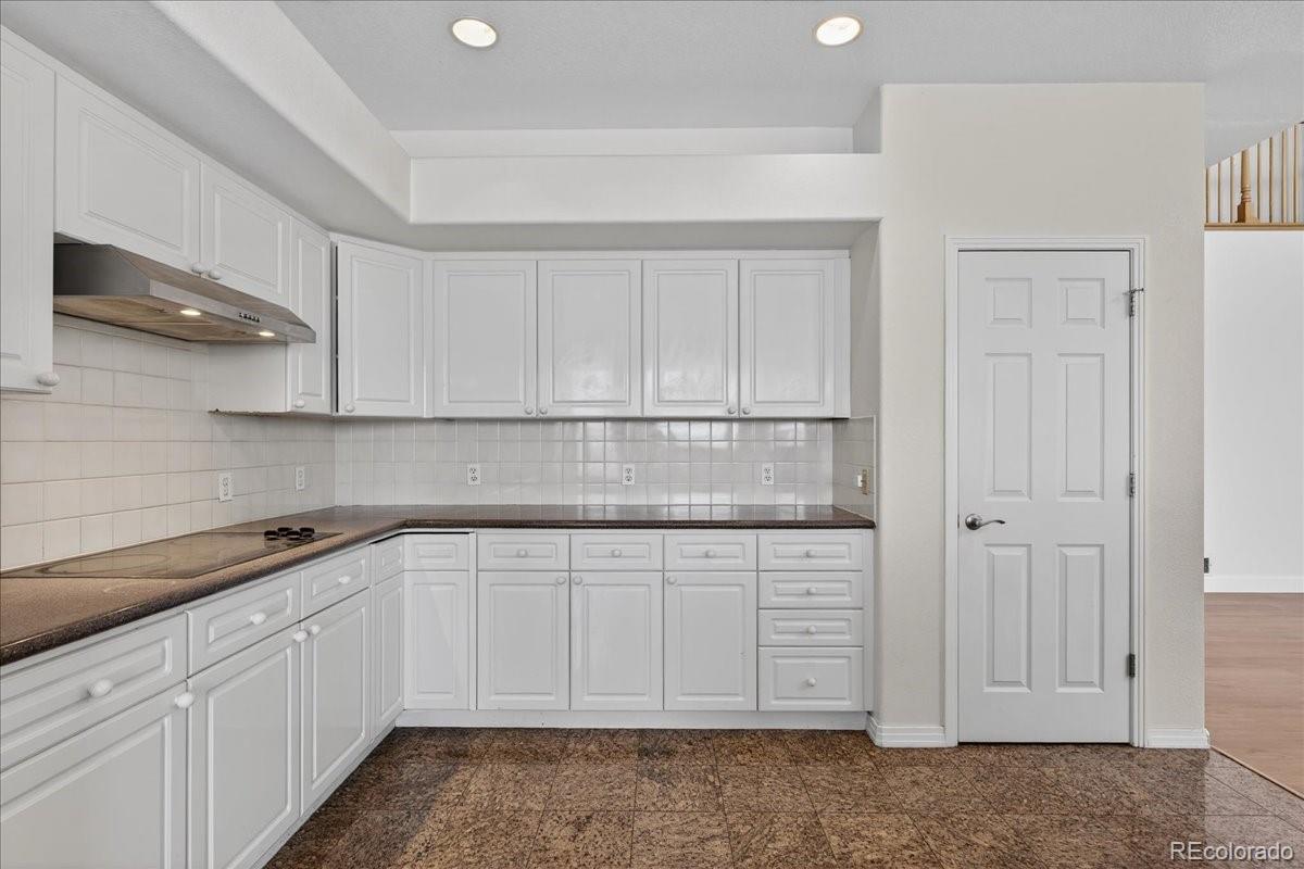 5662 S Nome Street Englewood CO 80111