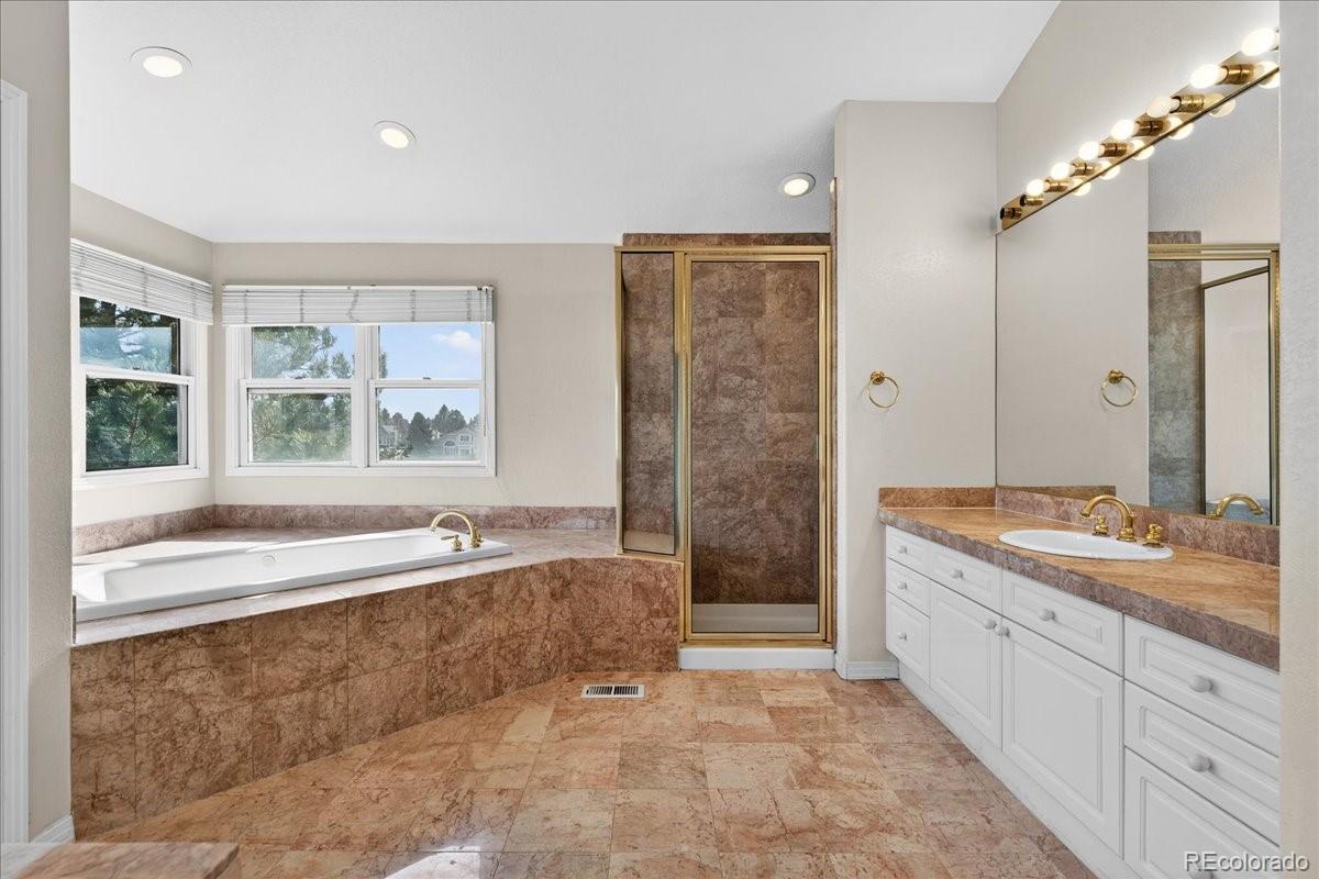 5662 S Nome Street Englewood CO 80111