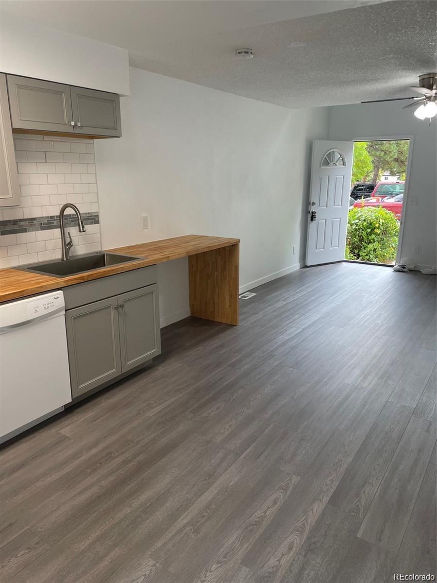 3245 S Estes Street Lakewood CO 80227