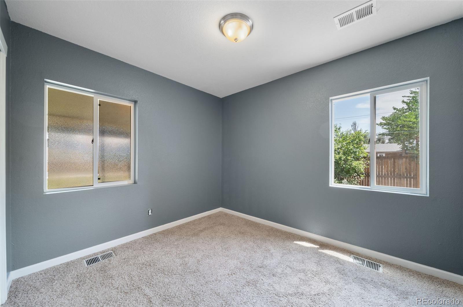 3098 S Cherry Way Denver CO 80222