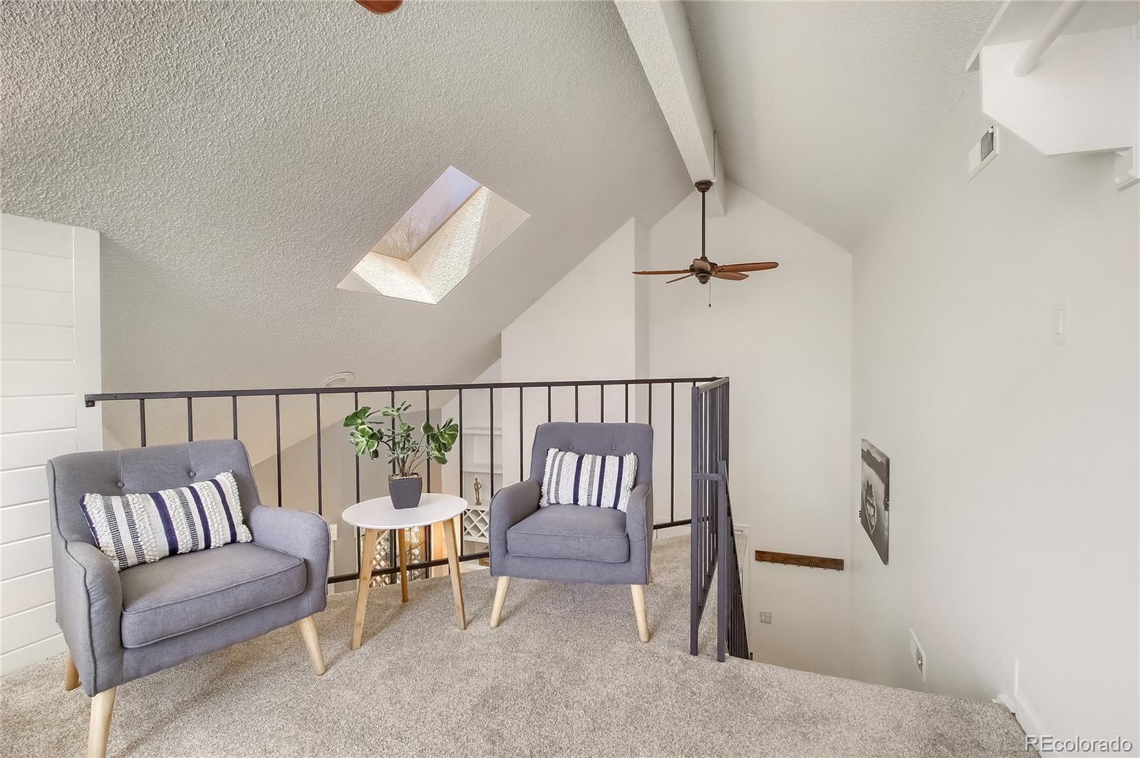 828 S Vance Street Lakewood CO 80226