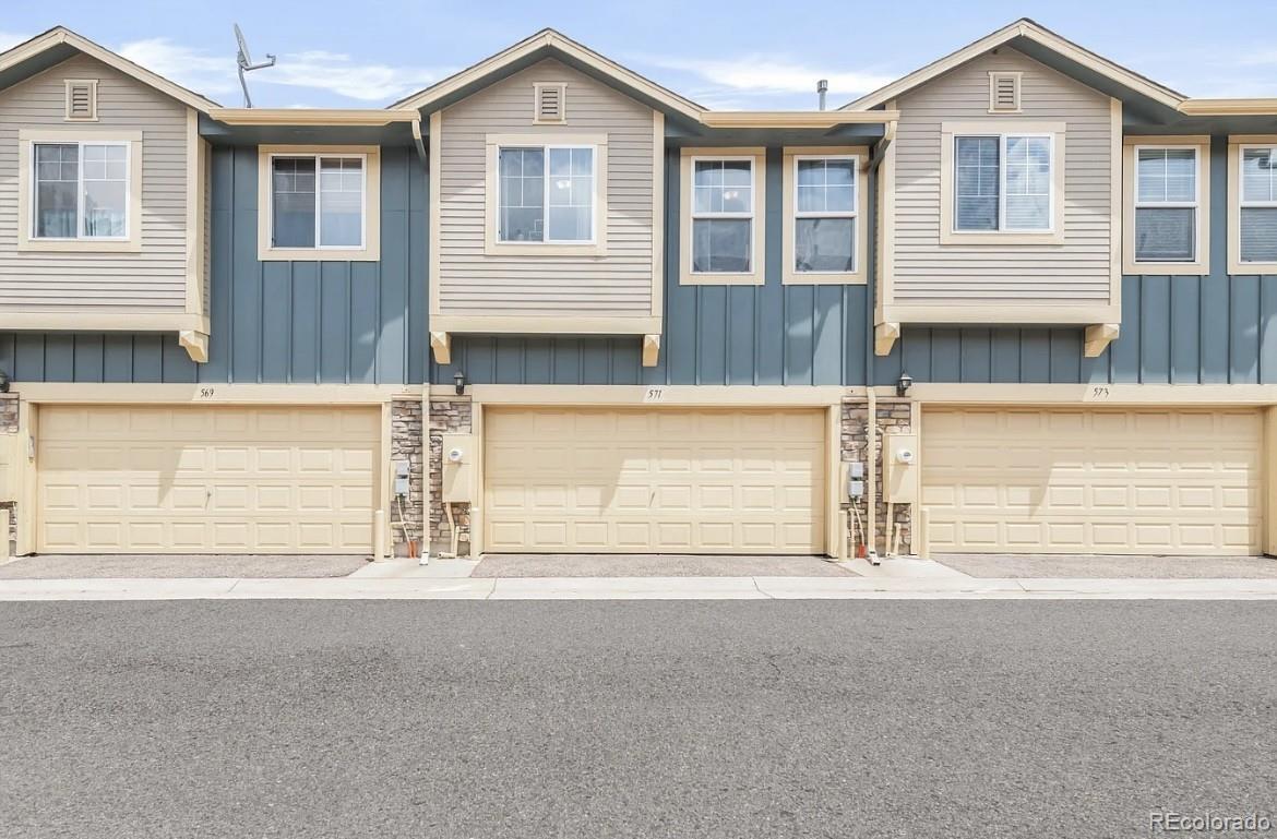 571 S Mobile Place Aurora CO 80017
