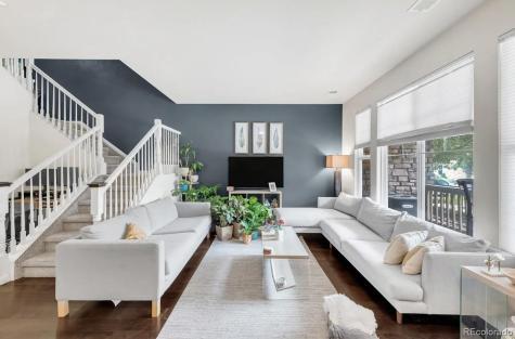 571 S Mobile Place Aurora CO 80017