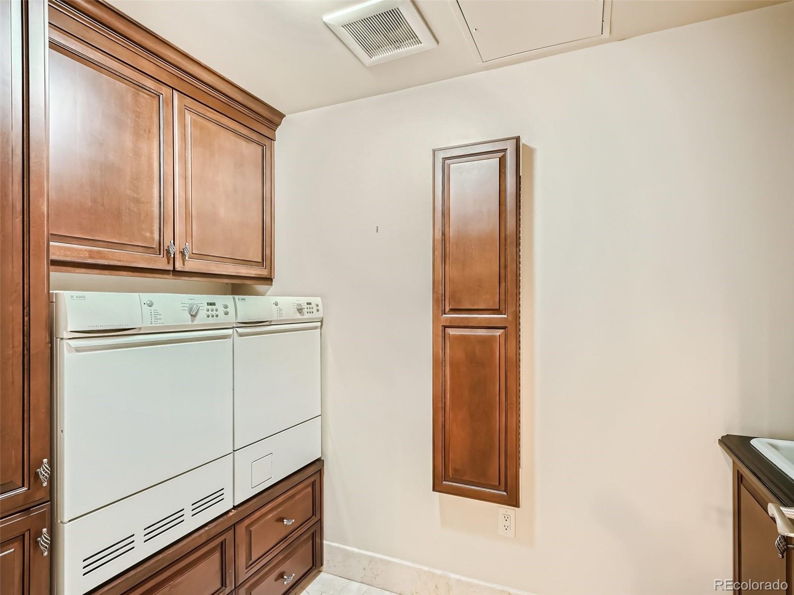 1891 Curtis Street Denver CO 80202