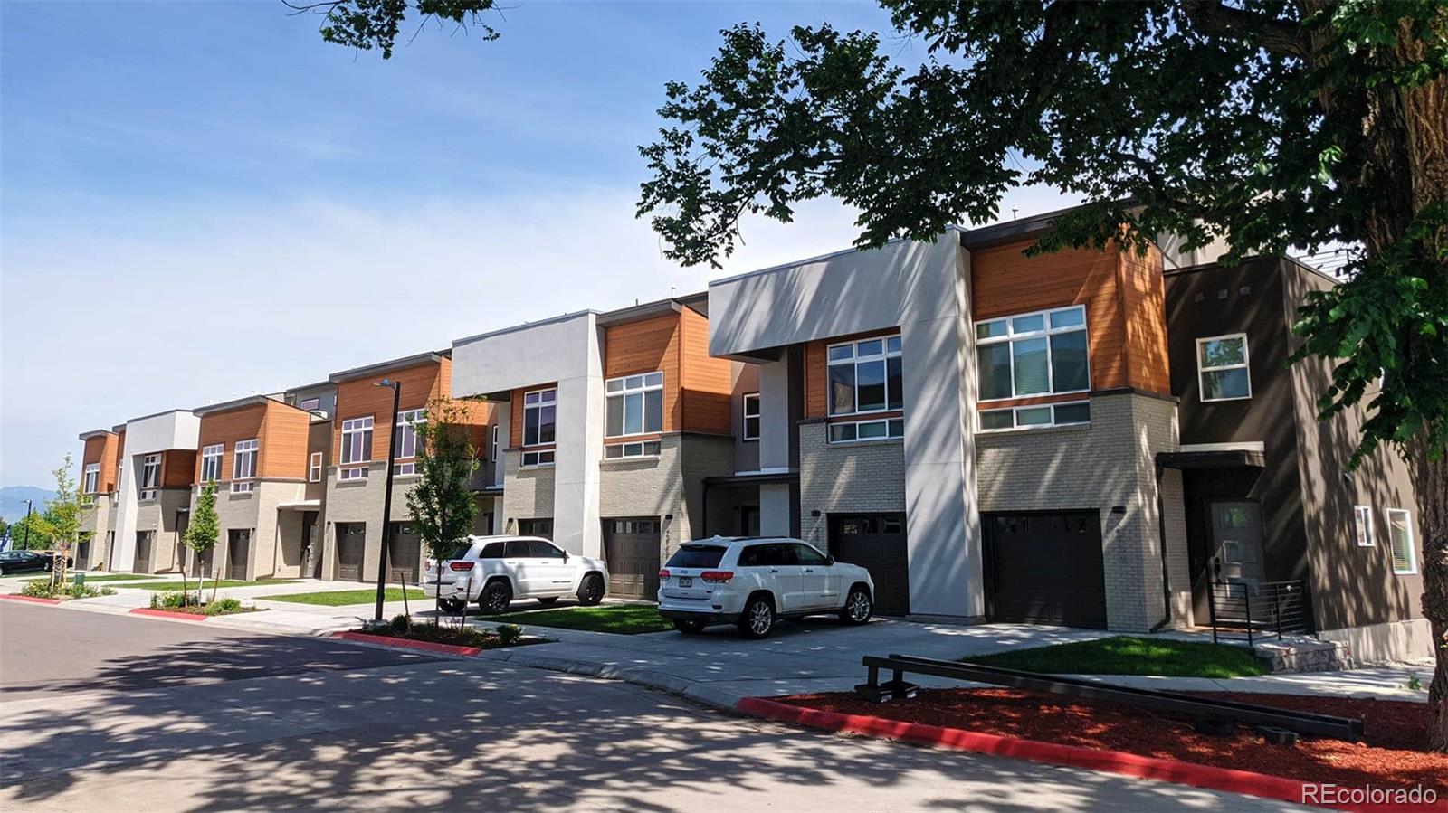 2879 W Parkside Place Denver CO 80221
