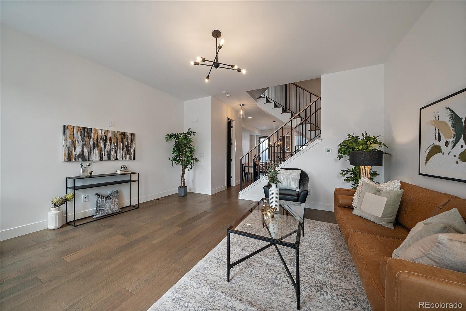 879 30th Street Denver CO 80205