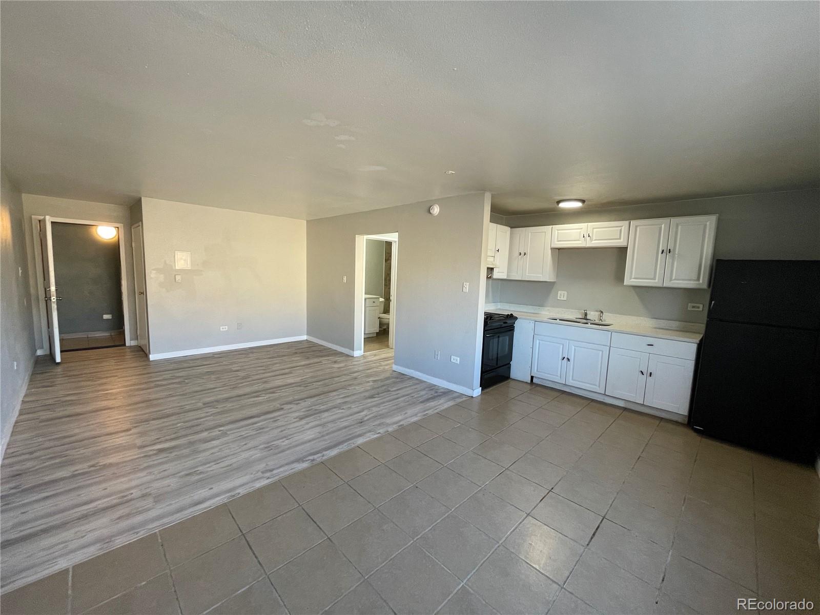 1590 Clinton Street Aurora CO 80010