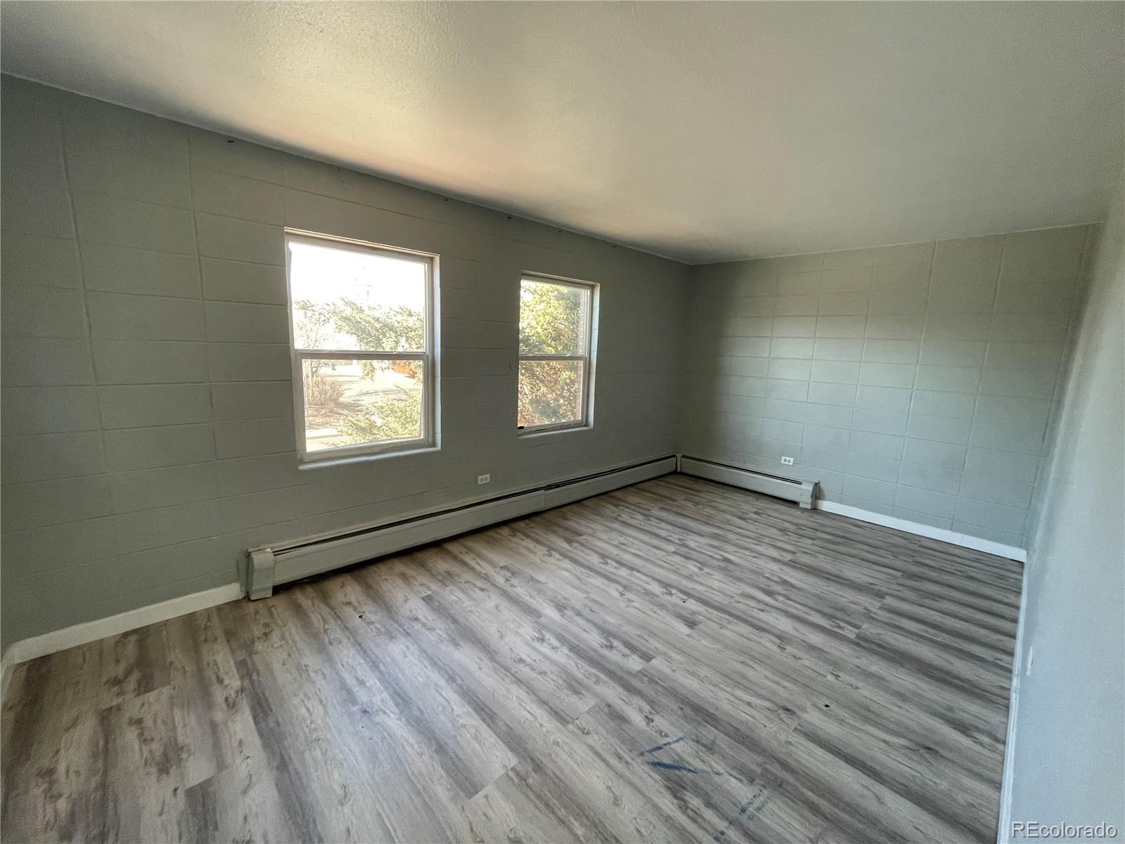 1590 Clinton Street Aurora CO 80010