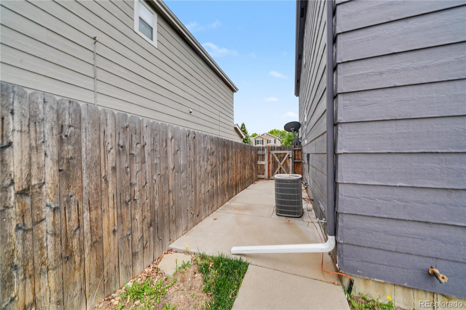 21637 E Crestline Drive Centennial CO 80015